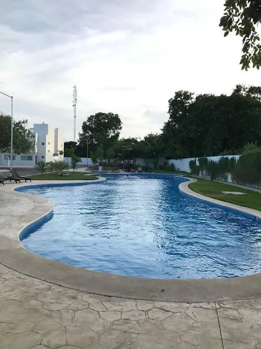 Casa En Playa Del Carmen Albercas Estacionamientos Villa Mexico