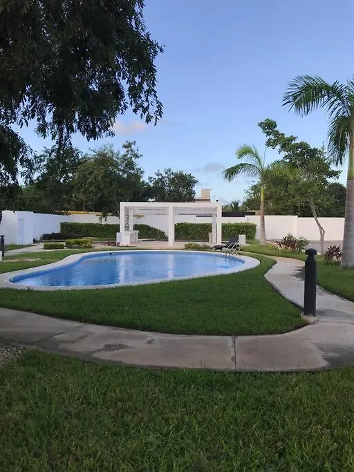 Casa En Playa Del Carmen Albercas Estacionamientos Villa 0*,  Mexico